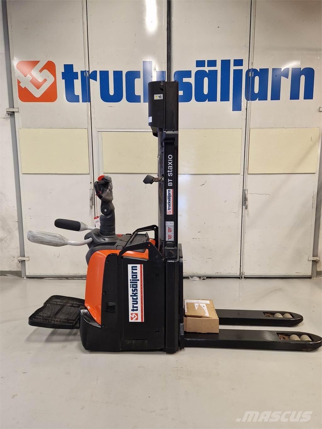 Toyota SPE120L Akülü depo ekipmanları
