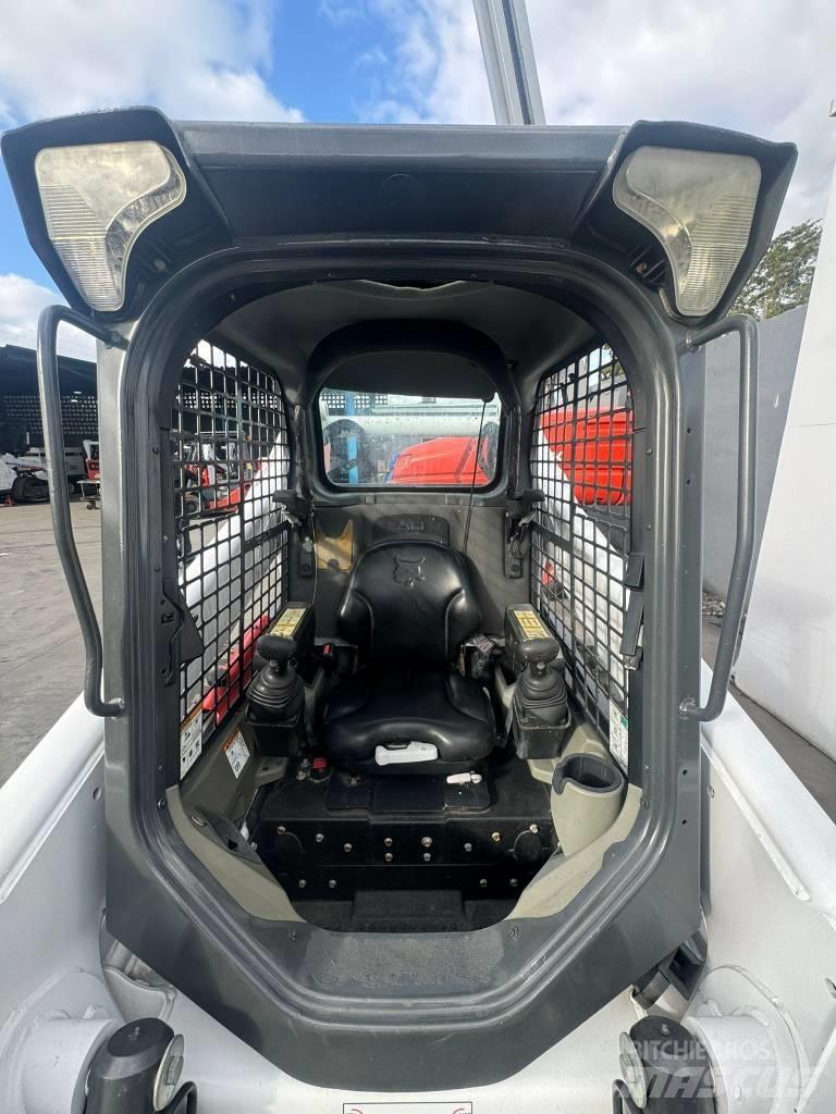 Bobcat T 740 Skid steer loderler