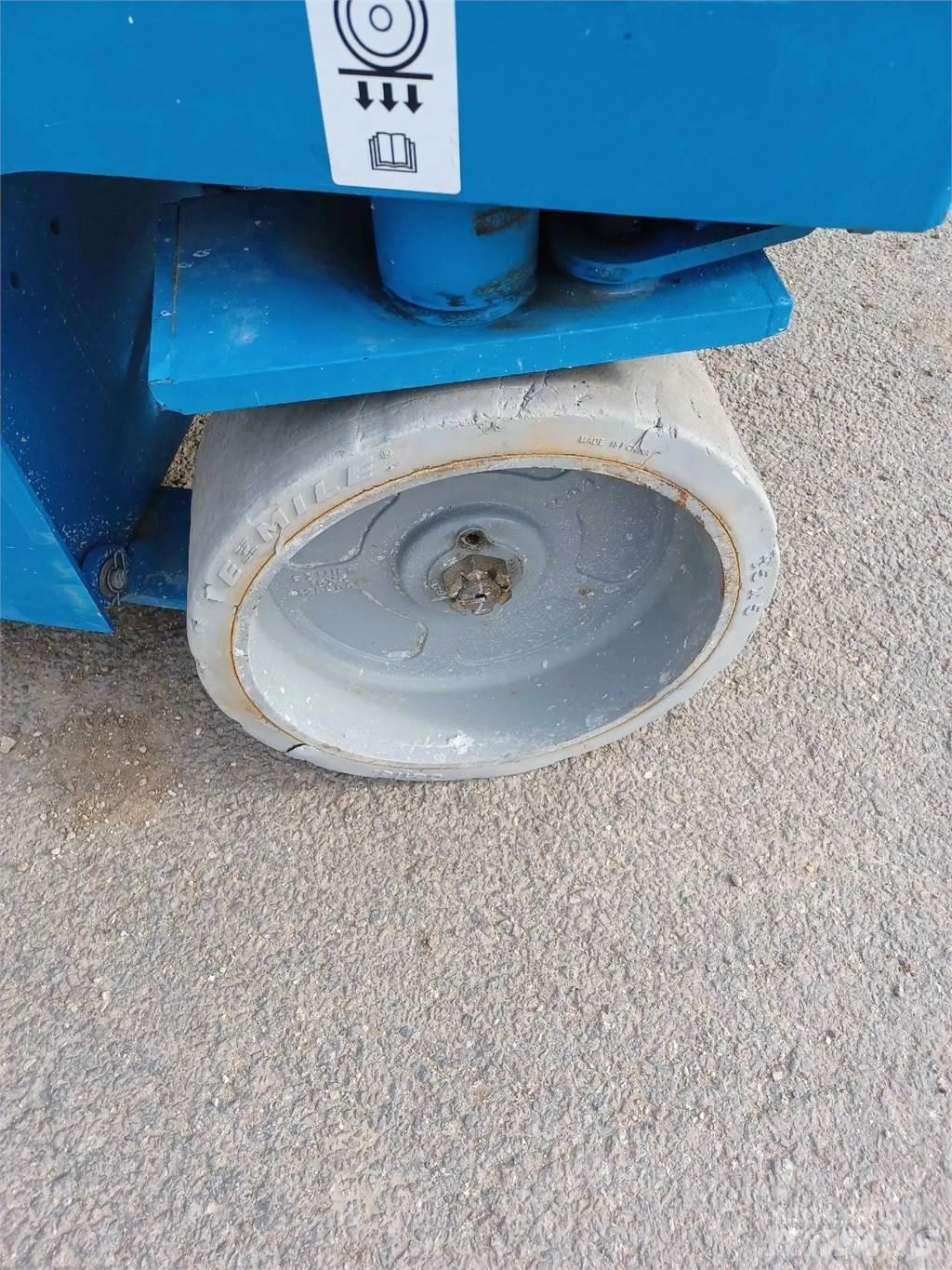 Genie GS 2646 Makasli platformlar