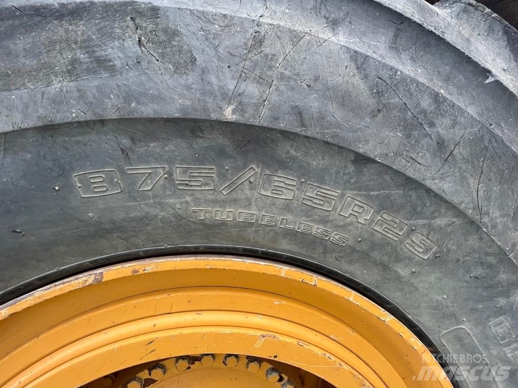 Bell B50E Belden kirma kaya kamyonu