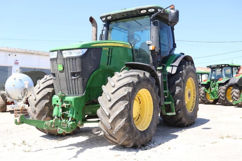 John Deere 7215 R Traktörler