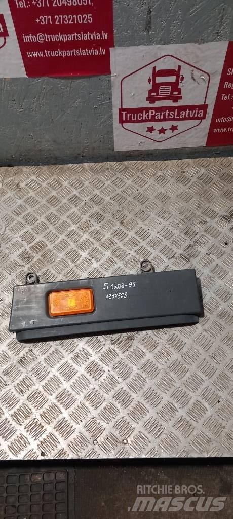 Scania 94 D.   1354593 Kabinler