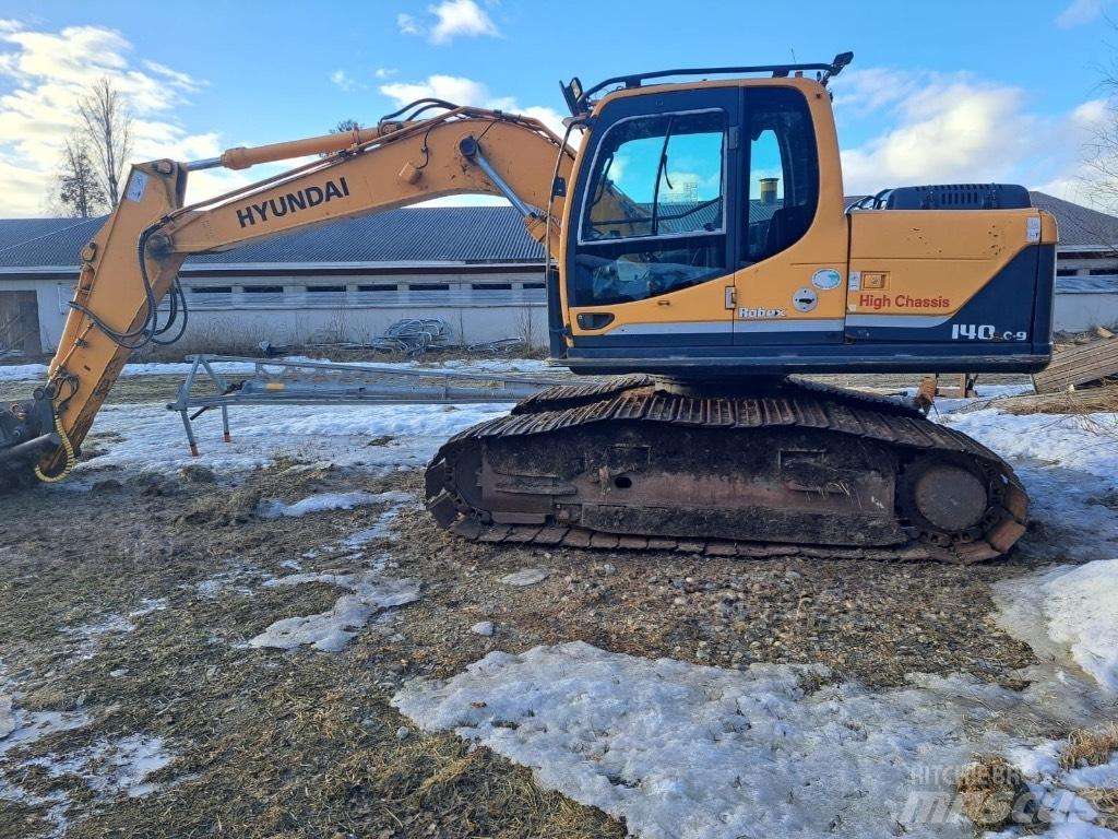 Hyundai 140 C-9 Paletli ekskavatörler