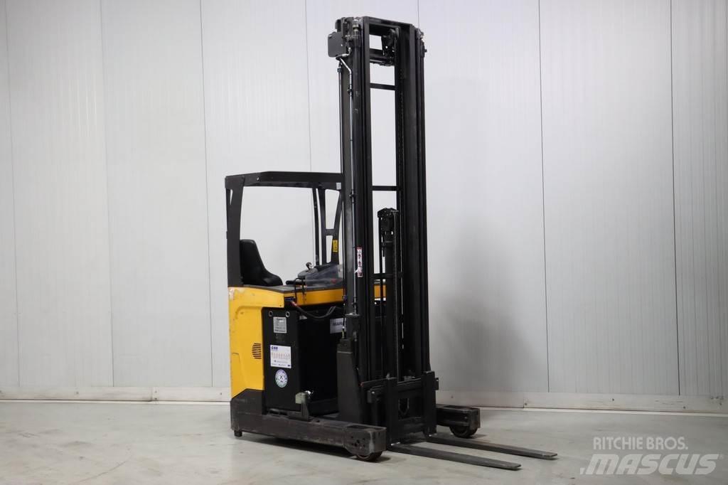 Atlet UMS160D Reach truck - depo içi istif araçları