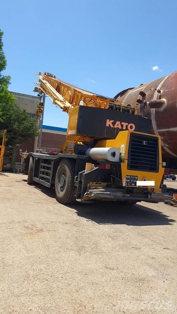 Kato SS 500 Arazi Tipi Vinçler (RT)