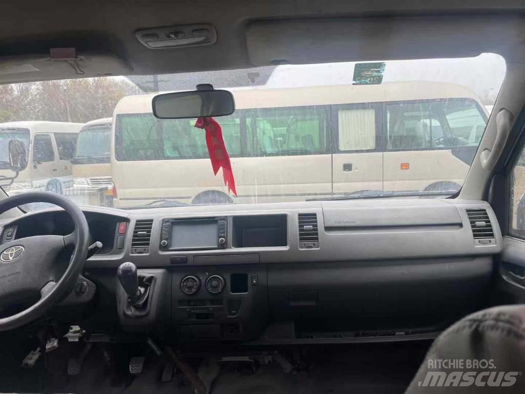 Toyota Hiace Sehirlerarasi otobüsler