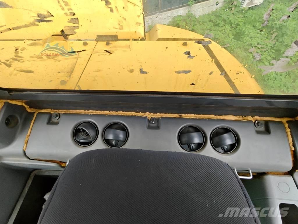 Komatsu PC 70-8 Paletli ekskavatörler