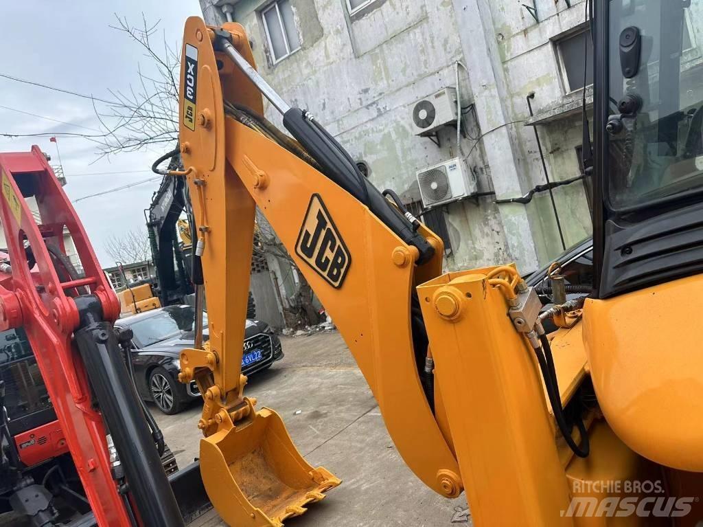 JCB 3 CX Kazıcı yükleyiciler - beko loder