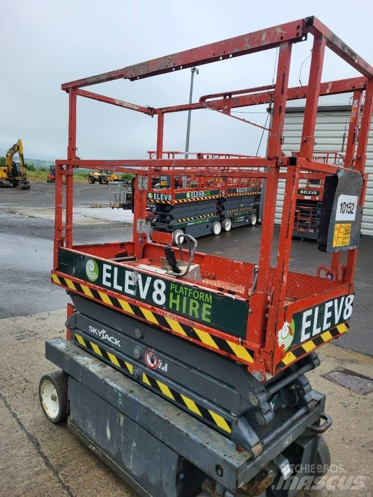 SkyJack 32/19 Makasli platformlar