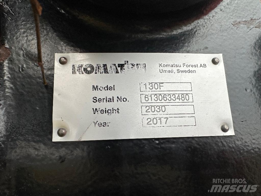 Komatsu 855 Tomruk yükleyici traktörler