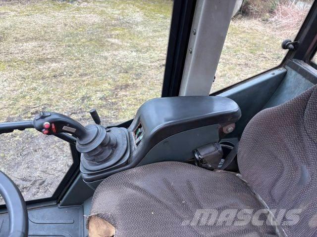 Schäffer 5370Z Tekerlekli yükleyiciler