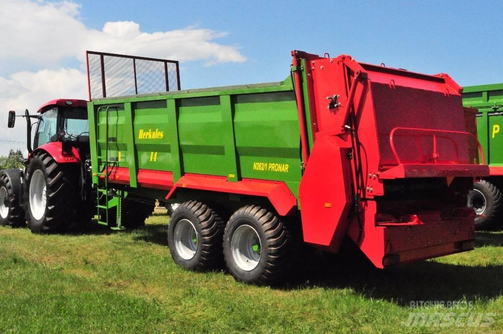 Pronar N262/1 Gübre dagitma tankerleri