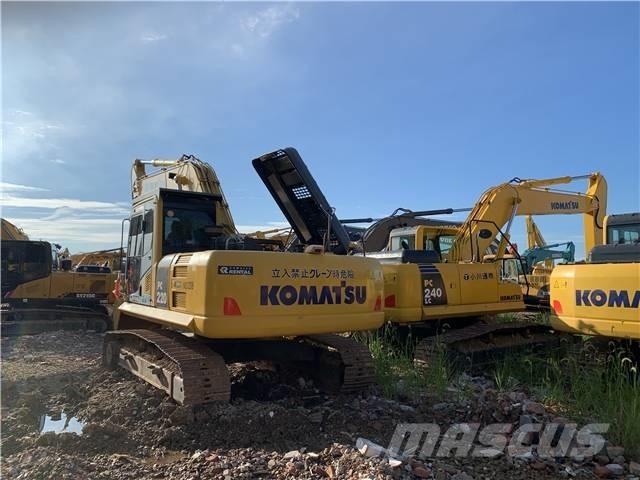 Komatsu PC 220-8 Paletli ekskavatörler