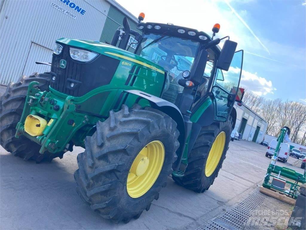John Deere 6250R Traktörler