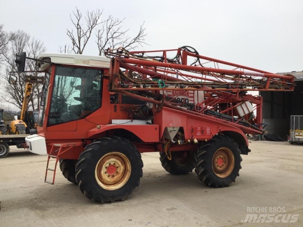 Bateman RB25 SPRAYER Kendinden tahrikli pülverizatörler