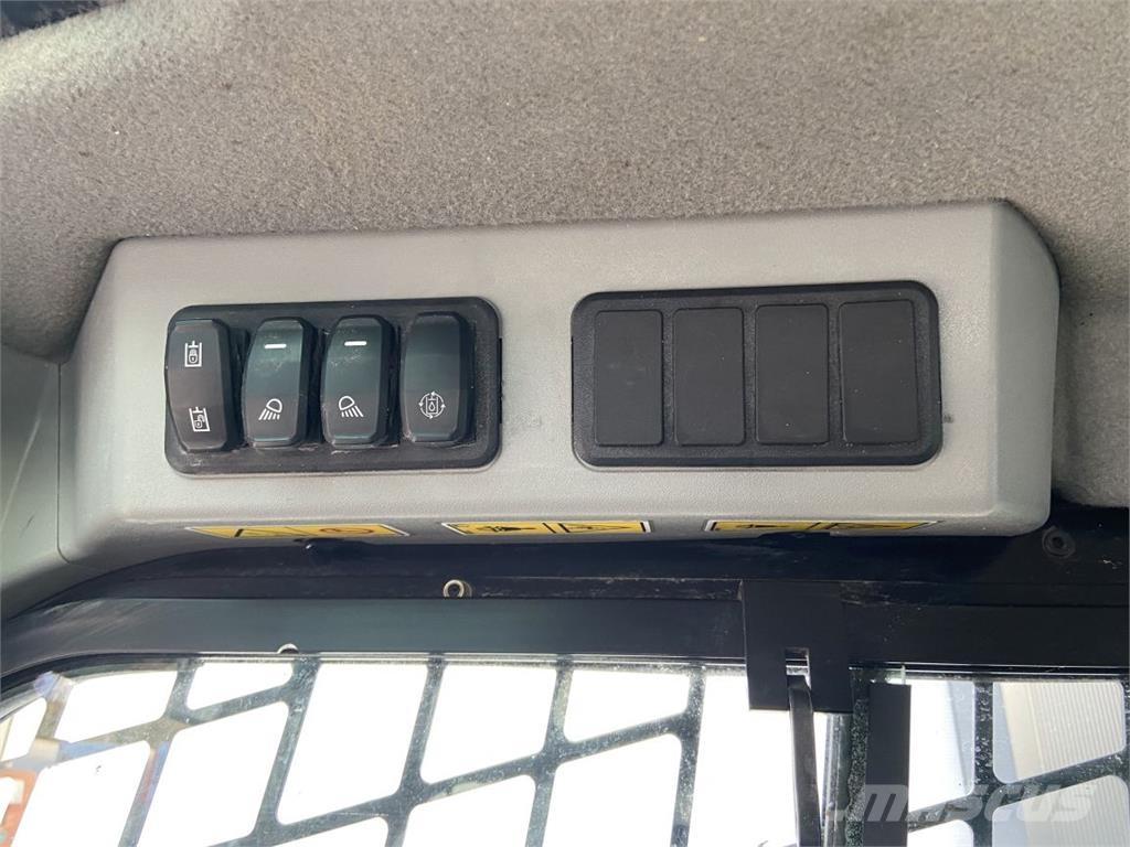 CAT 226 D3 (5867) Skid steer loderler