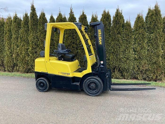 Hyster H2.5Ft Yaya kumandali istif makinasi