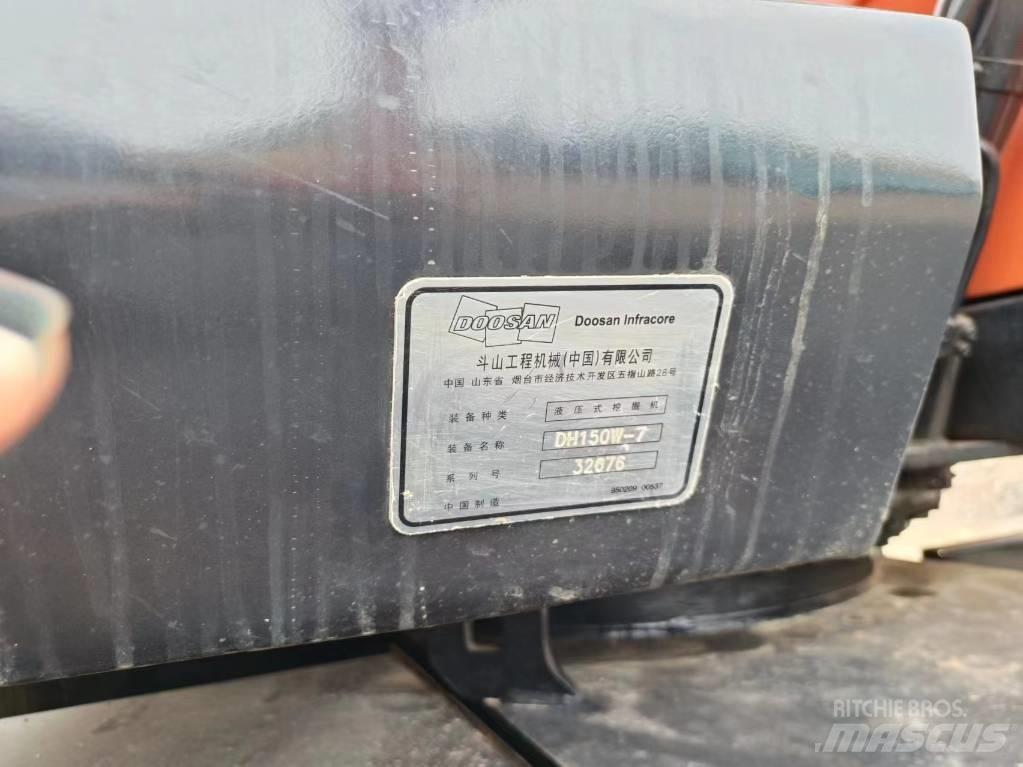 Doosan 150 W Lastik tekerli ekskavatörler