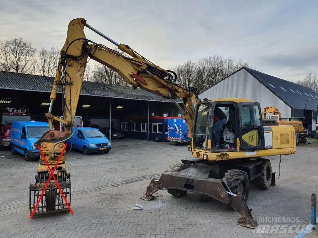 Komatsu PW180-7K Lastik tekerli ekskavatörler