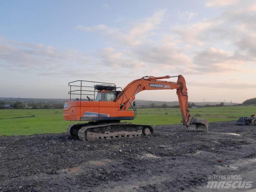 Doosan DX 225 Paletli ekskavatörler