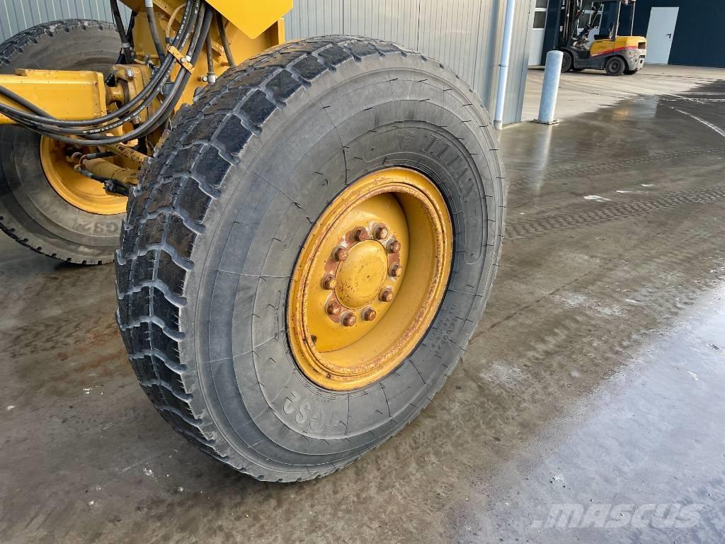 CAT 160M (140) Greyderler