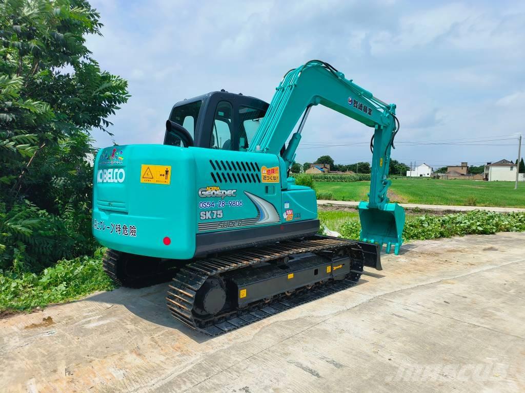 Kobelco SK 75 Paletli ekskavatörler