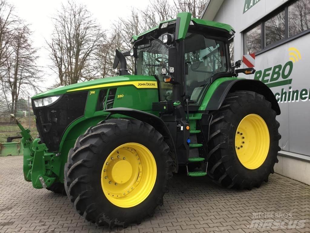 John Deere 7R330 Traktörler