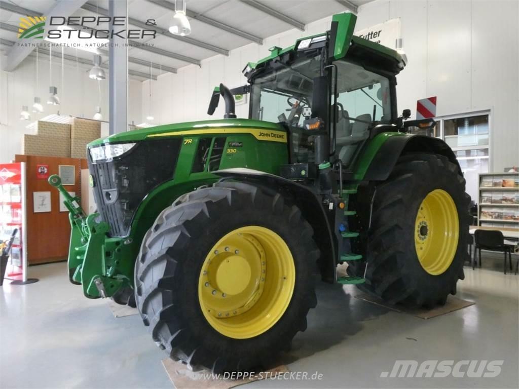 John Deere 7R 330 Traktörler