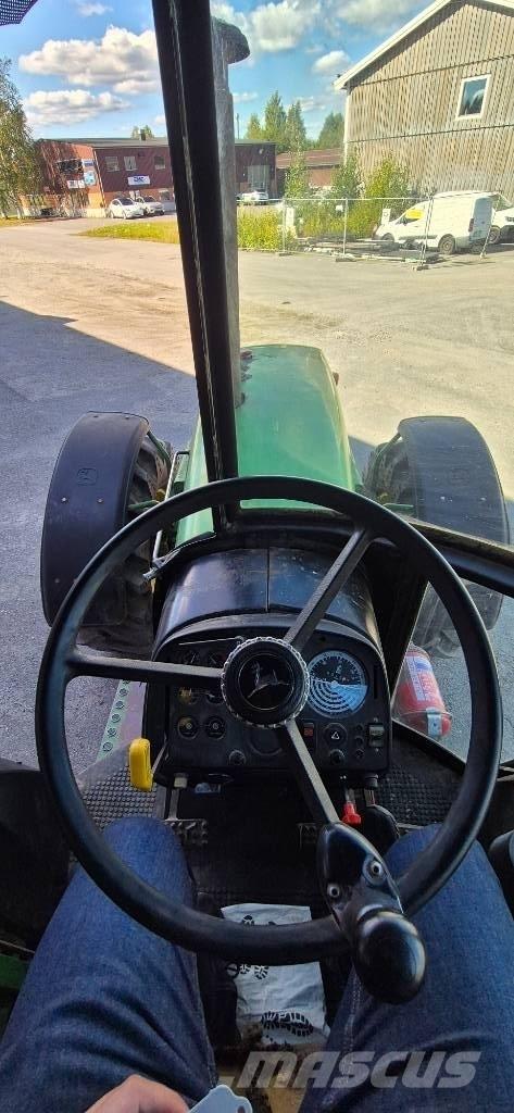 John Deere 4240 S Traktörler
