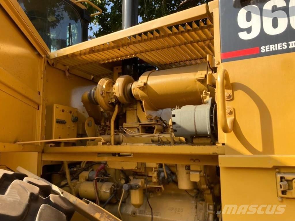 CAT 966 F II Tekerlekli yükleyiciler