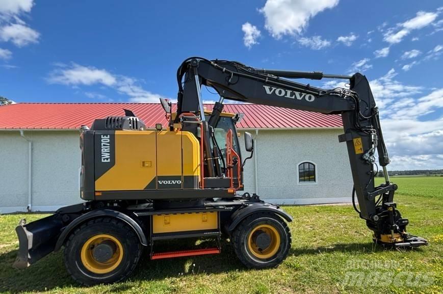 Volvo EWR 170 E Lastik tekerli ekskavatörler