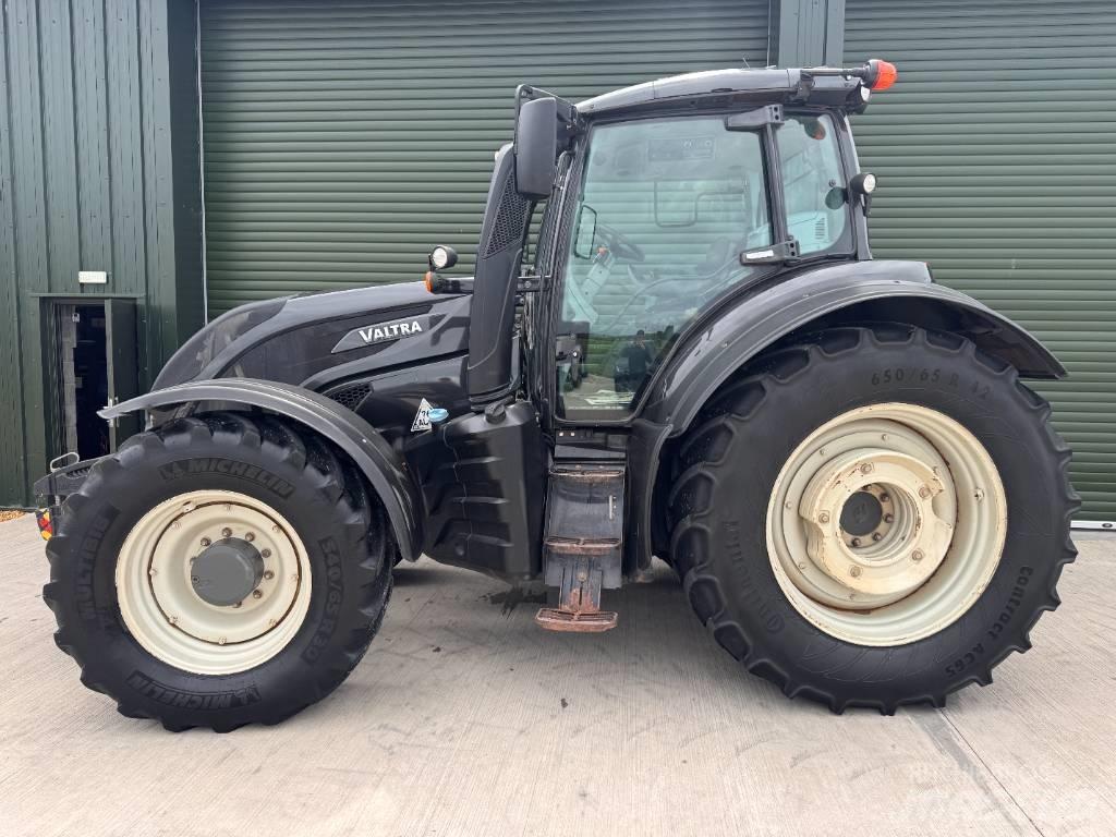 Valtra T 174 Traktörler