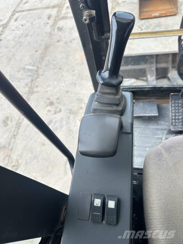CAT 302.5 Mini ekskavatörler, 7 tona dek