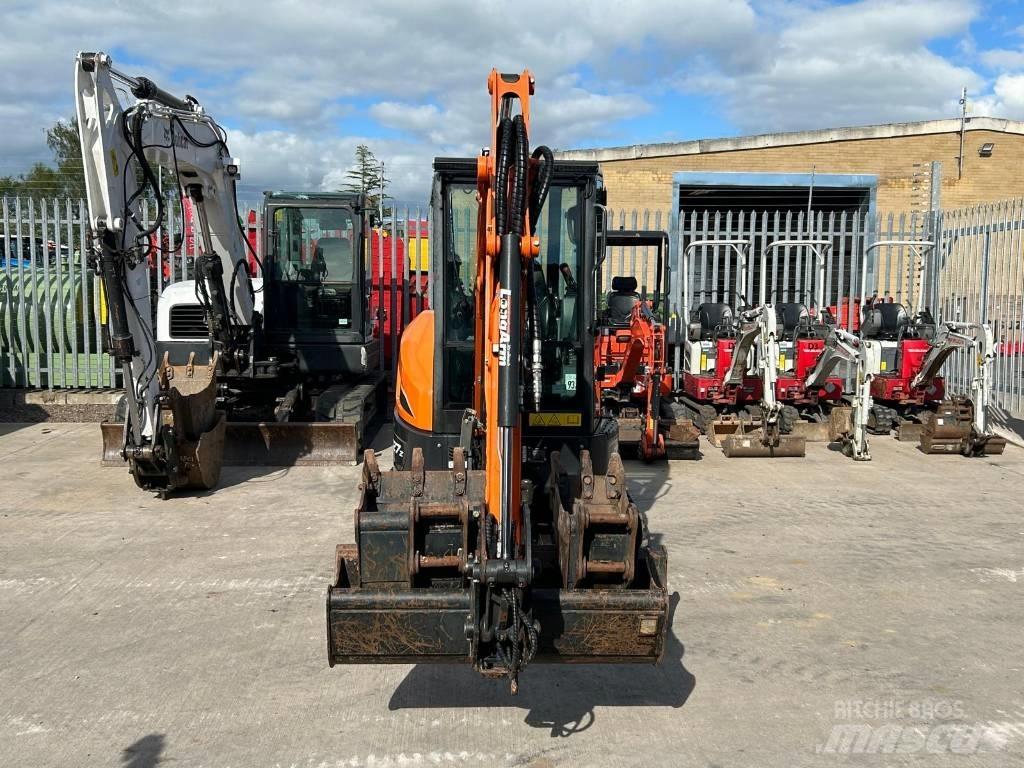 Doosan DX 27 Z Mini ekskavatörler, 7 tona dek