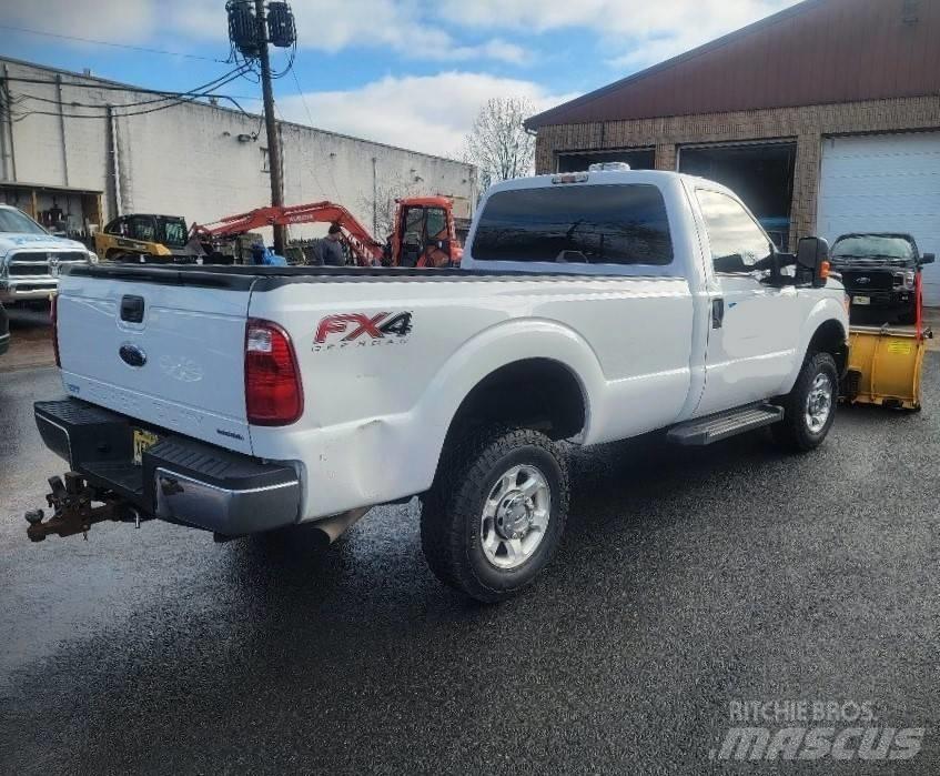 Ford F 250 FX4 Kar küreme biçaklari