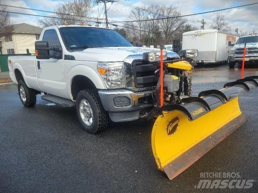 Ford F 250 FX4 Kar küreme biçaklari