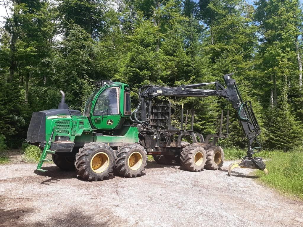 John Deere 1110G Tomruk yükleyici traktörler