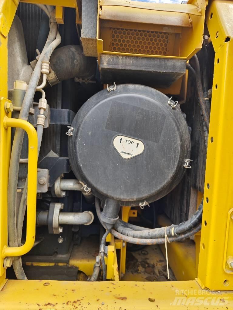 Komatsu PC 450-8 Paletli ekskavatörler