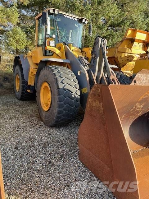 Volvo L120F Tekerlekli yükleyiciler