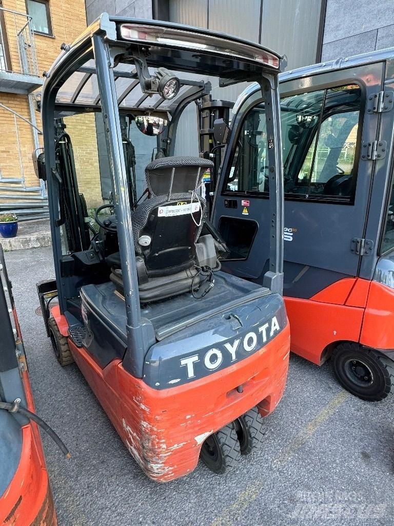 Toyota 8FBE20T Elektrikli forkliftler