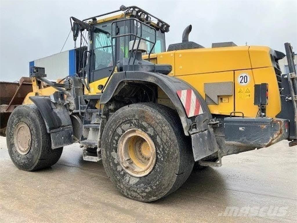 Komatsu WA 380--8E0 Tekerlekli yükleyiciler
