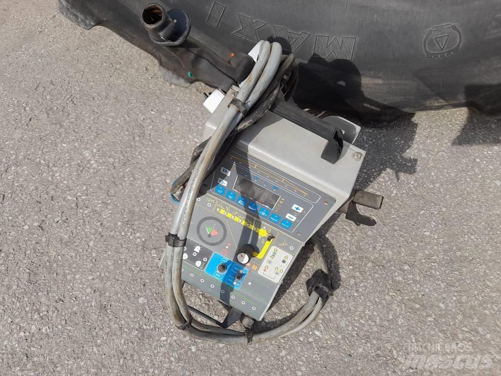 Caruelle 400S Çekilir pülverizatörler