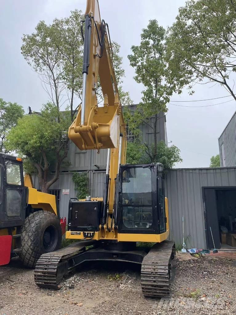 CAT 310 Paletli ekskavatörler