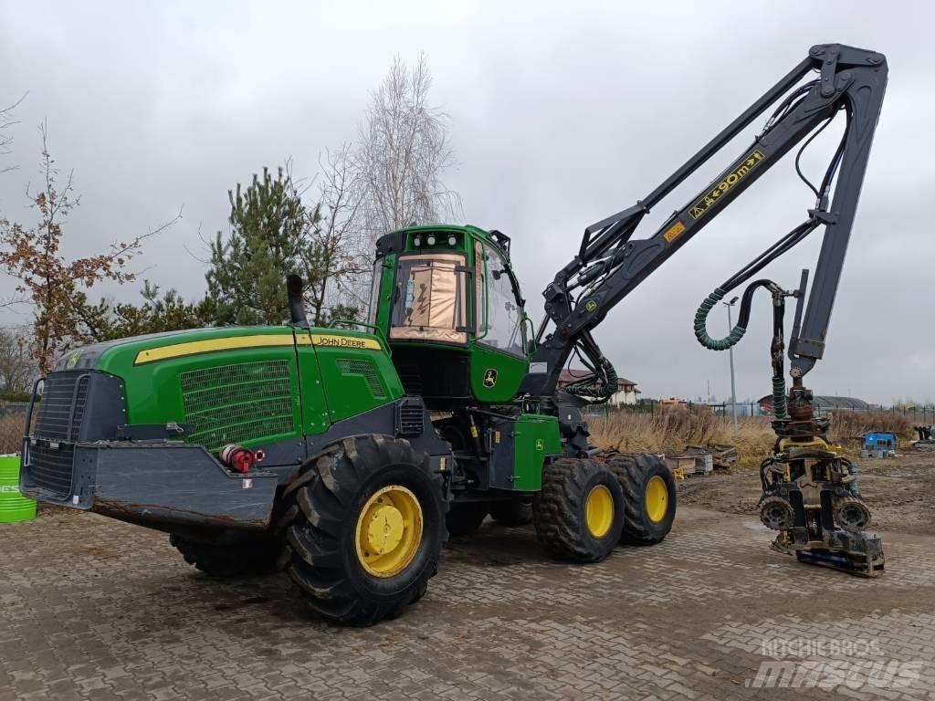 John Deere 1070G Biçerdöverler