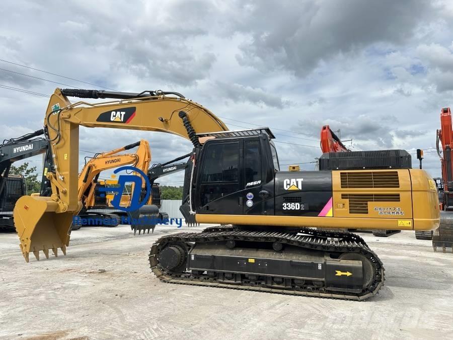 CAT 336D2 Paletli ekskavatörler