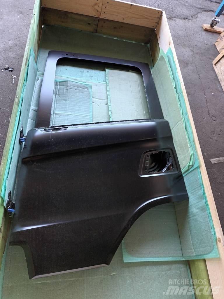 Scania DOOR 2653994 Saseler
