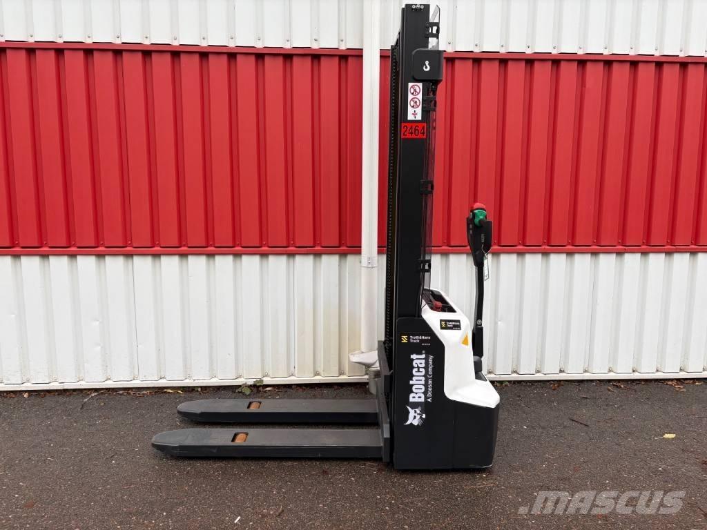 Bobcat LSM 12 N Yaya kumandali istif makinasi
