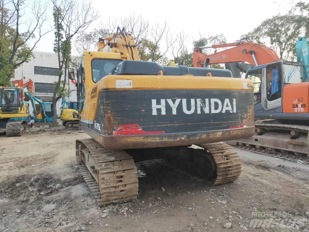 Hyundai R215-9 Paletli ekskavatörler