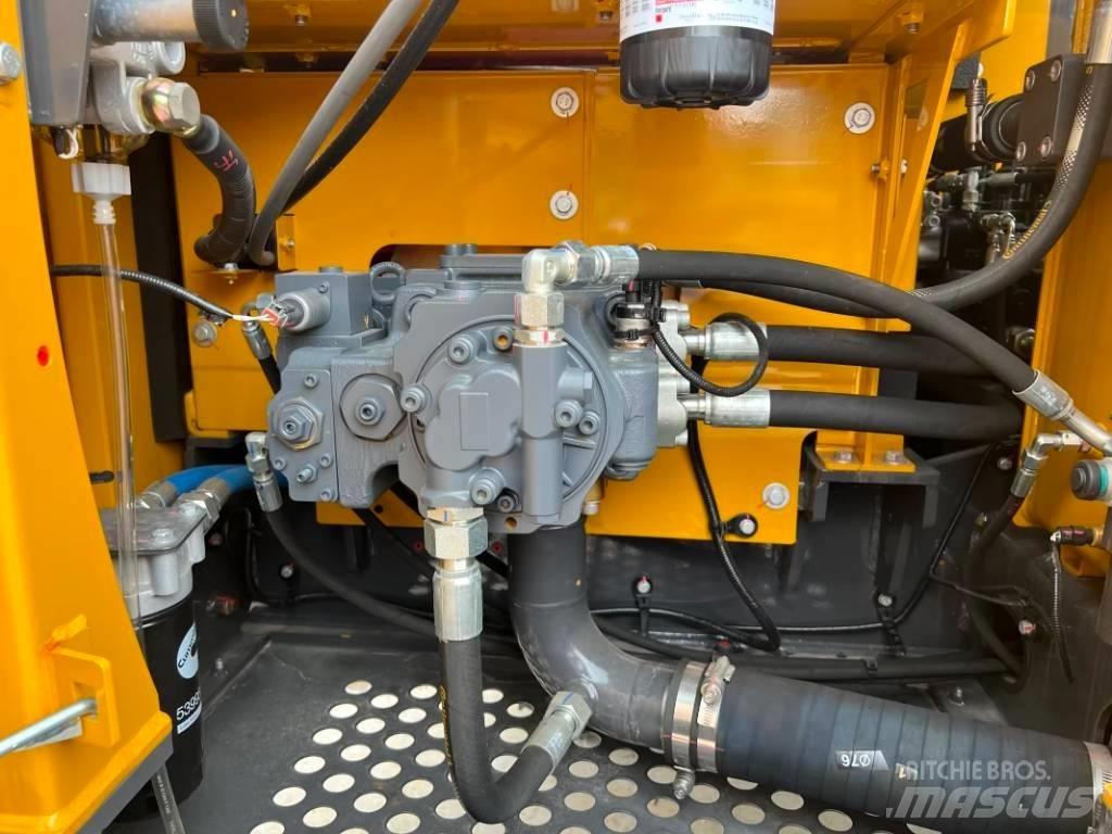 XCMG XE135GA Paletli ekskavatörler