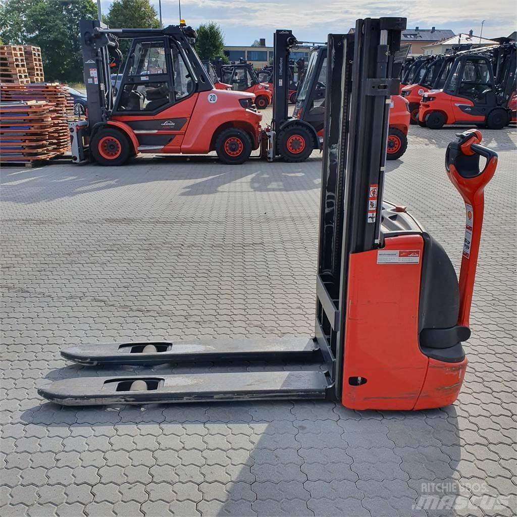 Linde L12 Yaya kumandali istif makinasi